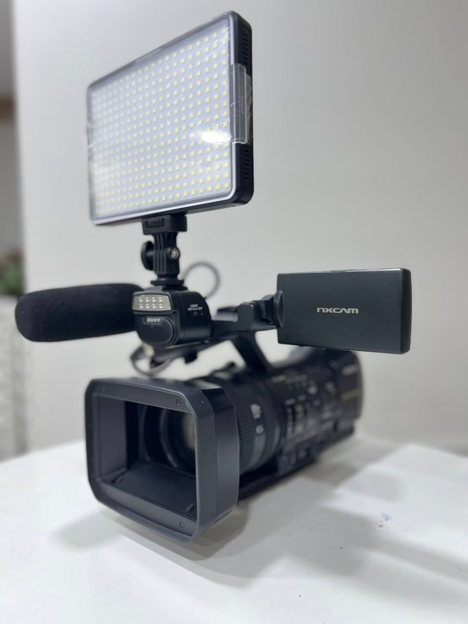 Satılık kullanılmış video kamera, temiz