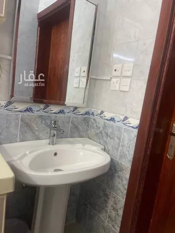 Apartment for Rent in Ghamir District, Taif, Makkah