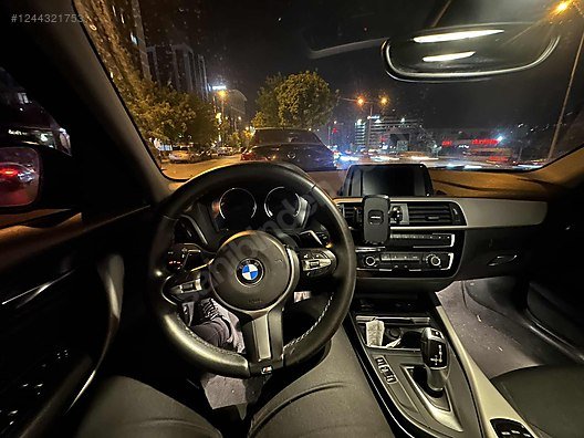 BMW 118i 2018 - 118,000 KM, Sunroof, M Steering
