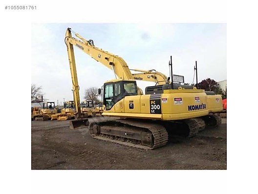Long Boom Excavator with Breaker – 1m Bucket – 18m Reach